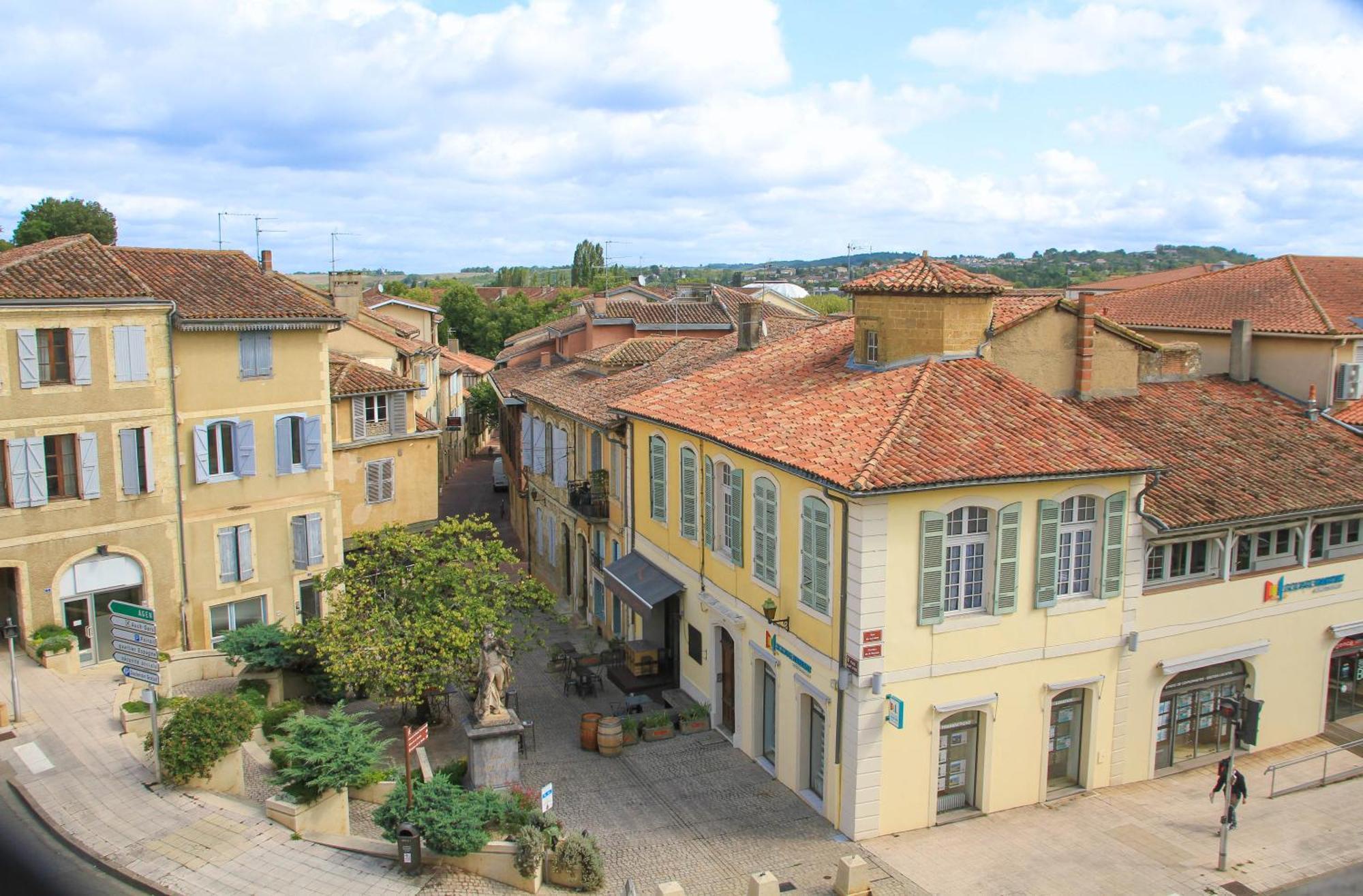 Villaret - Tres Spacieux En Coeur De Ville Auch Exteriér fotografie